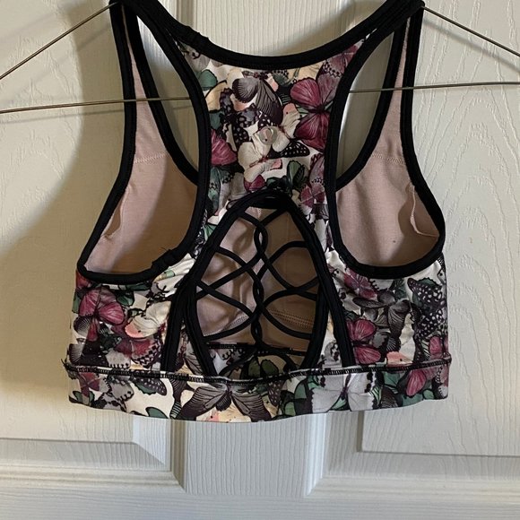 Lululemon Sweaty Or Not Bra II So Fly Butterfly SIZE 4 - Picture 4 of 5